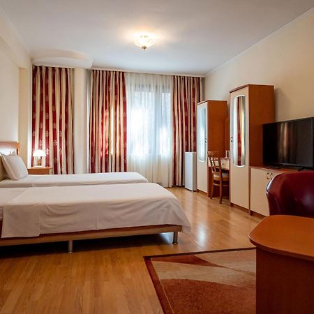 Primavera 1 Hotel Pazardzhik Exterior foto
